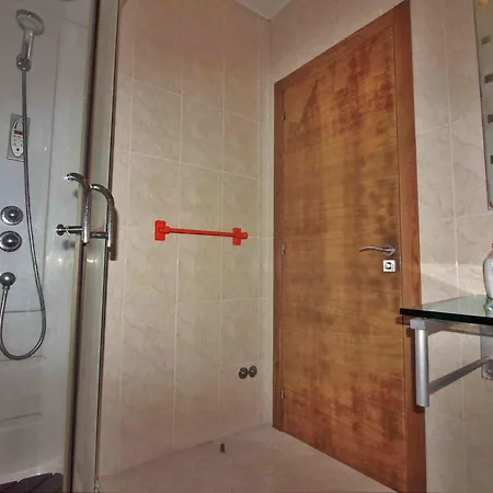 Apartamento De Arnela Noicela